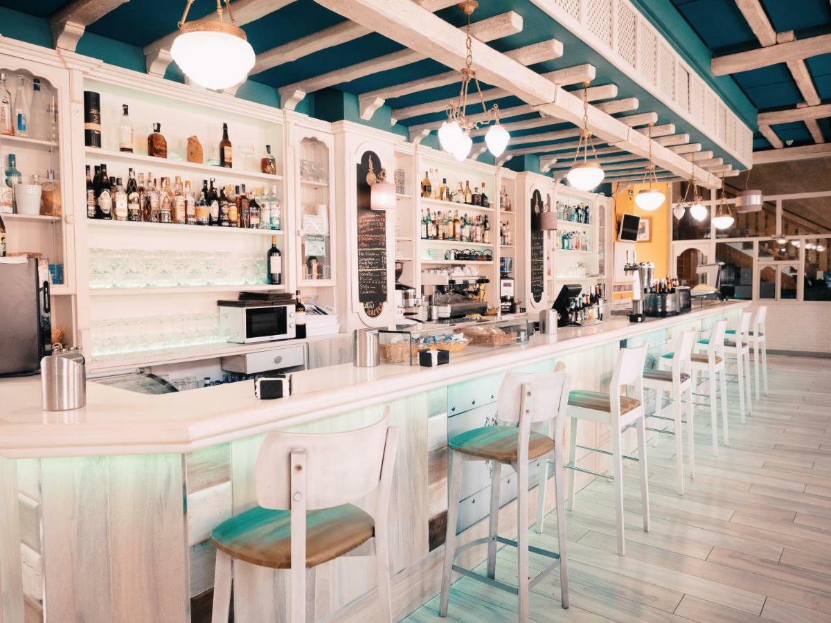 Hotel Los Toreros 토르데실라 외부 사진