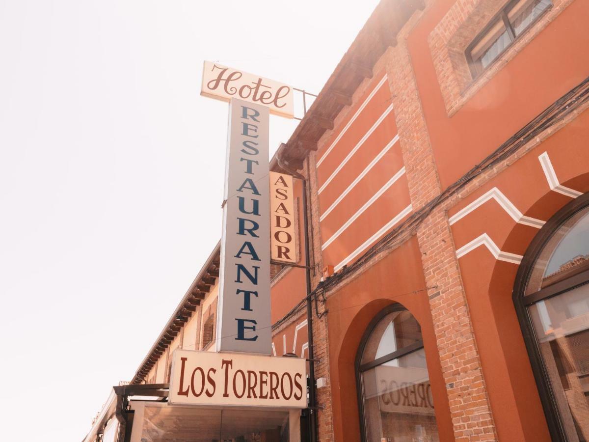 Hotel Los Toreros 토르데실라 외부 사진